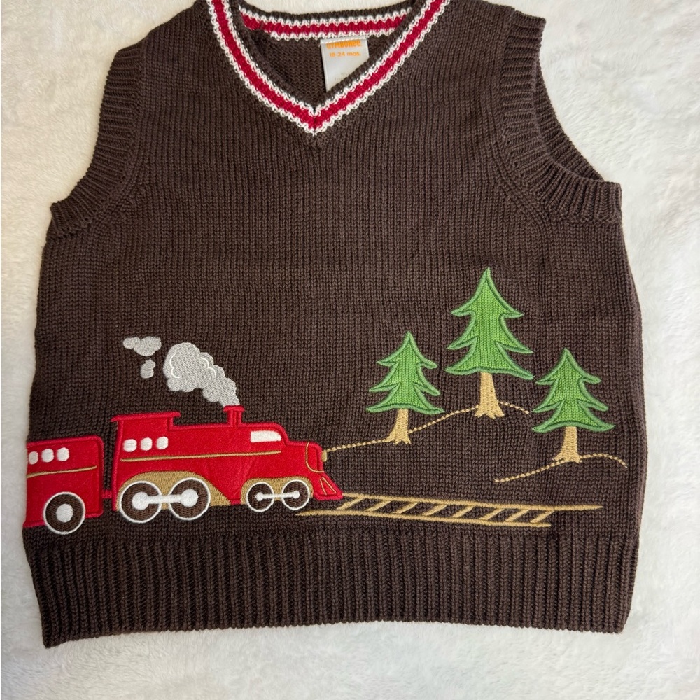 Gymboree Sweater Vest in Mint Condition! Train & Forest scenery. Sz 18-24 Months